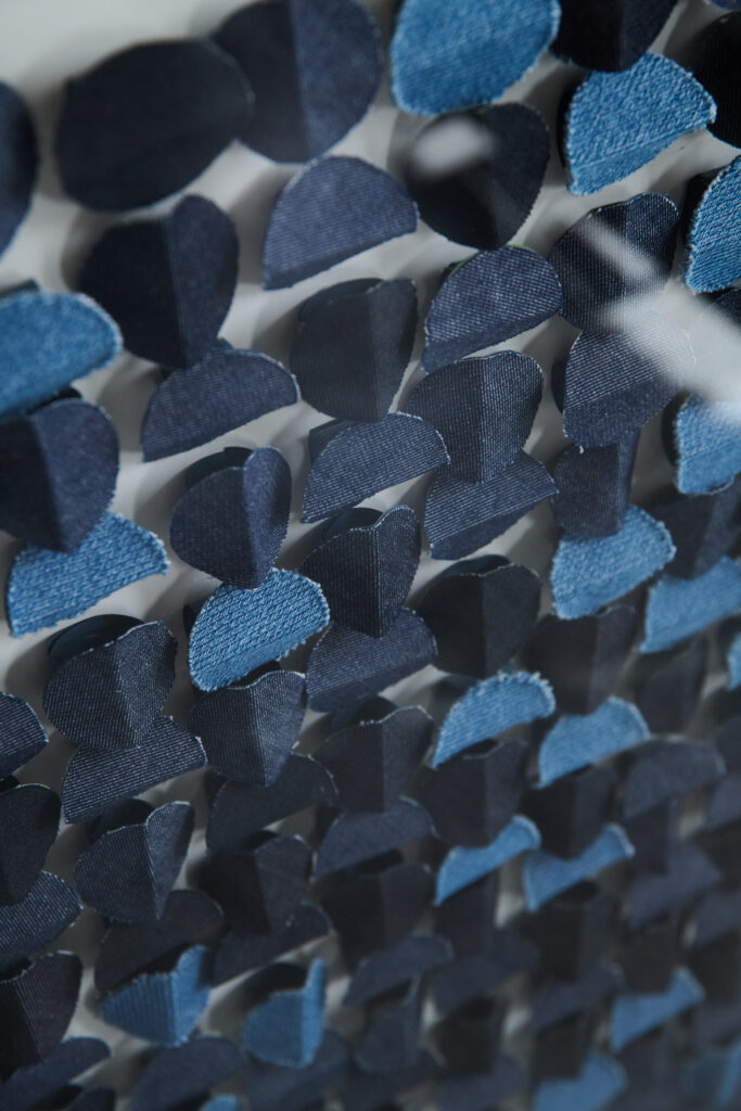 CUADRO "CIRCULOS PLEGADOS EN DENIM"